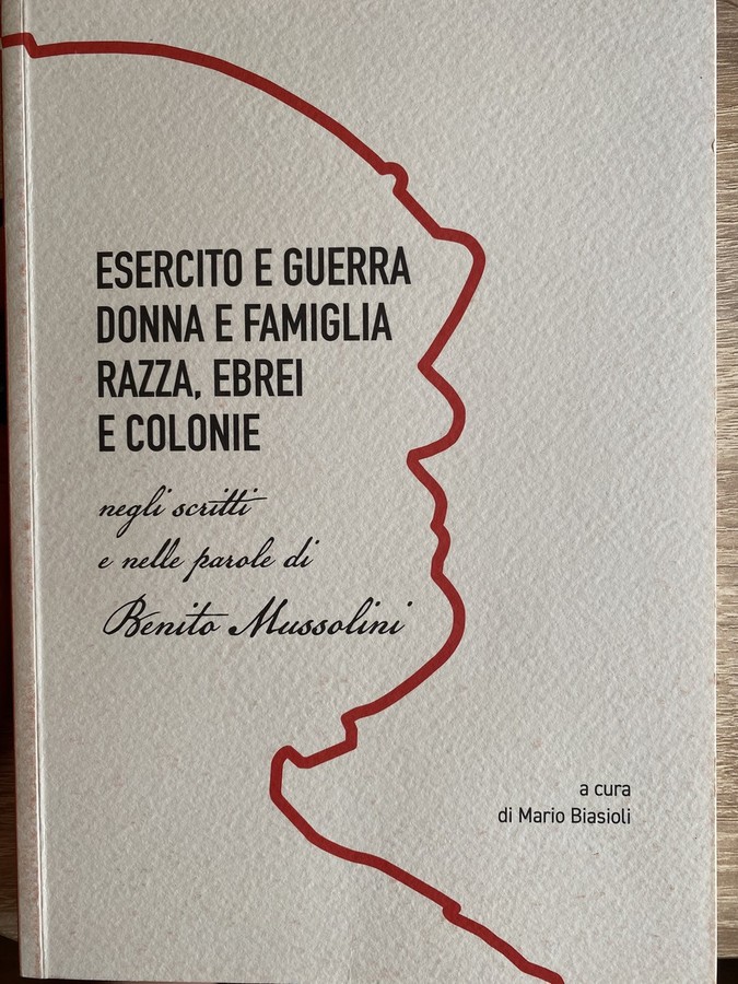 Un’opera che raccoglie gli scritti di Mussolini